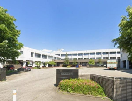 ���ӊ� �y���w�Z�z����s���������w�Z�F2682m