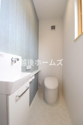 �g�C�� �y���Ў{�H����z���������E���K�ȉ��������g�C��
