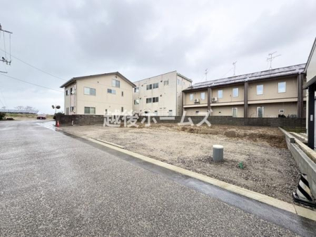 �O�ʓ��H�܂ތ��n�ʐ^ �����̓��������ʕ��E�d�l�ݔ��₨�����̑傫���̔�r�A�ߗׁE���ӊ��⒬���݂ȂǁA�����ł͂킩��Ȃ���񂪂������񂠂�܂��B���񌻒n�ɂĂ��m�F���������B