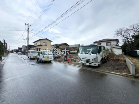 �O�ʓ��H�܂ތ��n�ʐ^ �����̓��������ʕ��E�d�l�ݔ��₨�����̑傫���̔�r�A�ߗׁE���ӊ��⒬���݂ȂǁA�����ł͂킩��Ȃ���񂪂������񂠂�܂��B���񌻒n�ɂĂ��m�F���������B