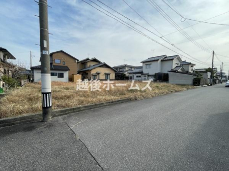 �O�ʓ��H�܂ތ��n�ʐ^ �ߗׁE���ӊ��⒬���݂ȂǁA�����ł͂킩��Ȃ���񂪂������񂠂�܂��B���񌻒n�ɂĂ��m�F���������B
