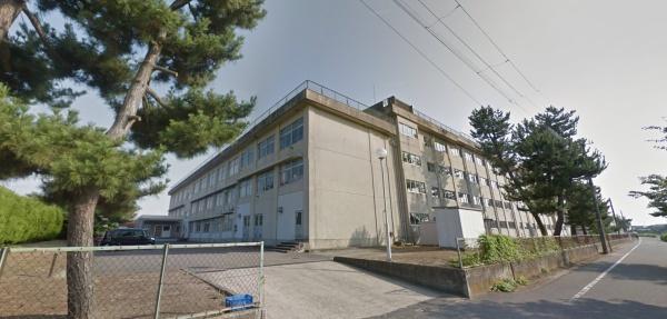 ���ӊ� �y���w�Z�z�V���s�����쒆�w�Z�F1833m