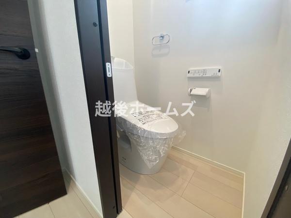 �g�C�� �y���Ў{�H����z���������E���K�ȉ��������g�C��
