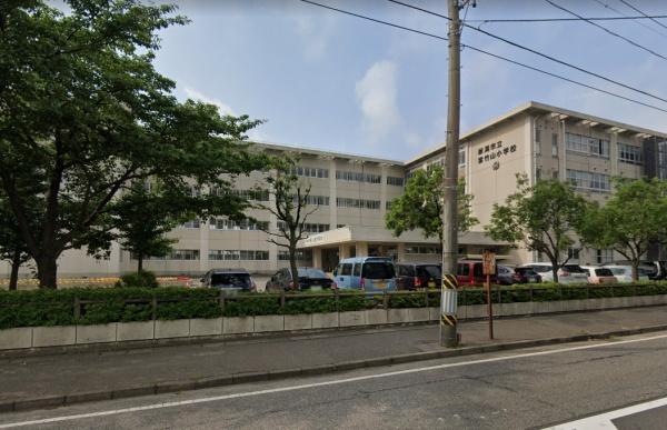 ���ӊ� �y���w�Z�z�V���s�����|�R���w�Z�F1352m