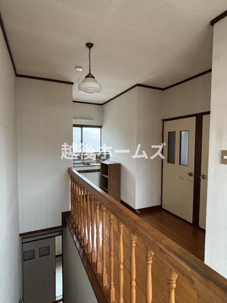 ���̑����� �Q�K�z�[���ɂ͕֗��ȃ~�j�L�b�`�����������܂��B