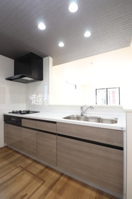 �L�b�`�� �y���Ў{�H��z���r���O�S�̂����n����J�E���^�[�L�b�`���􏬂������q�l�����Ă����S�ł��ˁ�