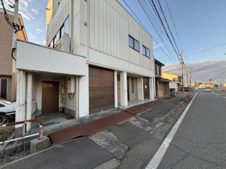 �O�ʓ��H�܂ތ��n�ʐ^ -