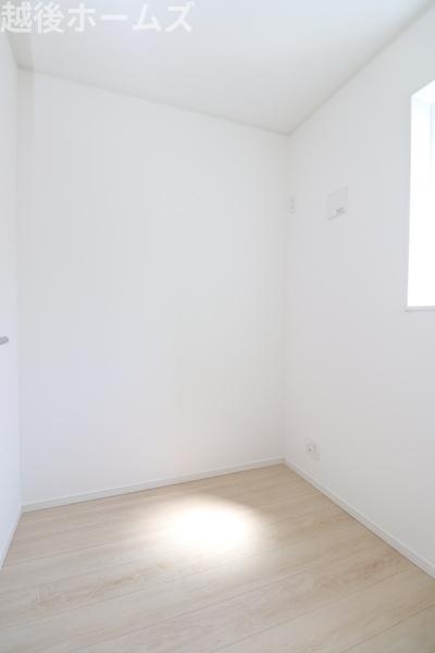 ���[ ���[�͂̂���E�H�[�N�C���N���[�[�b�g�����ł��Еt�������S��