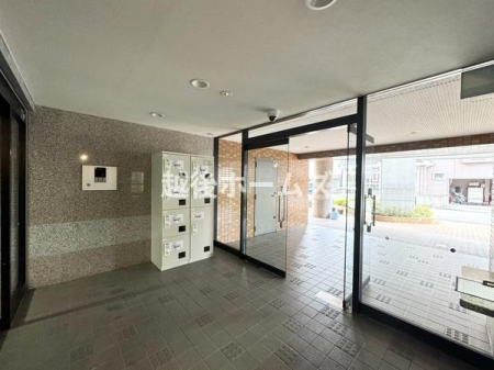 �G���g�����X -