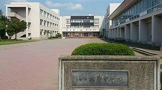 ���ӊ� �y���w�Z�z��z�s���铌���w�Z�F1800m