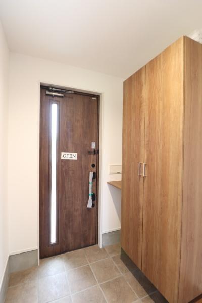 ���� �y���Ў{�H��z���ւɂ͎g���₷���V���[�Y�{�b�N�X�͑�e�ʂŌ��֎���X�b�L���I
