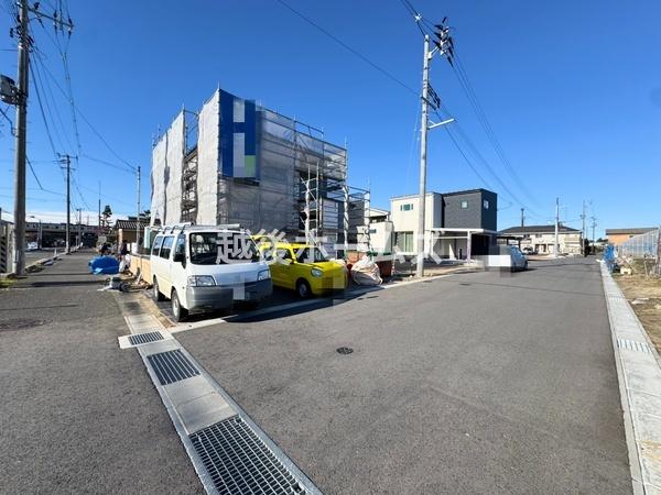 �O�ʓ��H�܂ތ��n�ʐ^ �����̓��������ʕ��E�d�l�ݔ��₨�����̑傫���̔�r�A�ߗׁE���ӊ��⒬���݂ȂǁA�����ł͂킩��Ȃ���񂪂������񂠂�܂��B���񌻒n�ɂĂ��m�F���������B