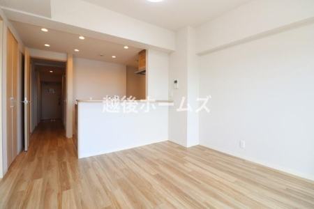 ���r���O �y���Ў{�H��z�Ƒ��c���̎��Ԃ��߂�����L�X�������r���O�_�C�j���O