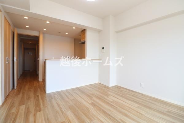 ���r���O �y���Ў{�H��z�Ƒ��c���̎��Ԃ��߂�����L�X�������r���O�_�C�j���O