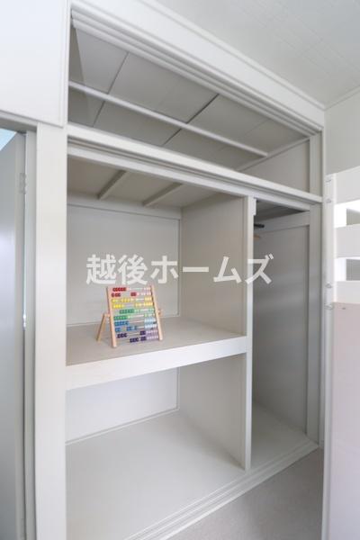 ���[ �n���K�[���b�N�t���Ŋ|�����[���\�ȃL�b�Y���[���̎��[�I
��i�ɂ͕��i�͎g��Ȃ��G�ߕ��Ȃǂ̎��[�ɂ��œK�B