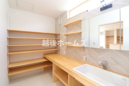 ���ʑ�E���ʏ� �y���Ў{�H��z���샏�C�h���ʑ�͎U�炩�肪���Ȑ��ʎ�����X�b�L��������~���[�L���r�l�b�g����I�t�I
����ō�Ƃ��\�ȍL�X�݌v�Őg�x�x�̃X�g���X���y����