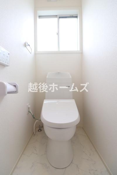 �g�C�� �y���Ў{�H����z���������E���K�ȉ��������g�C��
