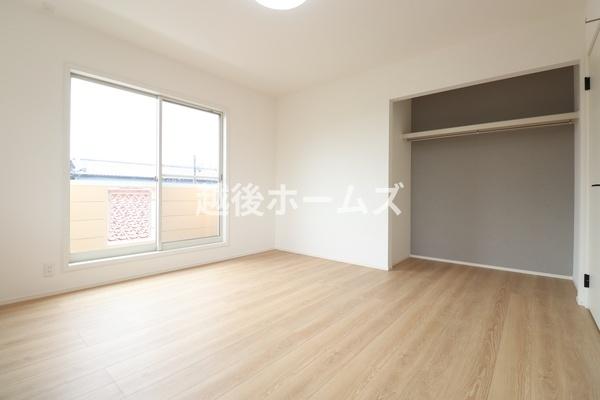 �m�� �y���Ў{�H��z�V���v���ȗm���Ȃ̂ŉƋ�Ȃǂ̃C���e���A�Ƃ��}�b�`���Ă�����ꊴ���o���₷���A�g�̉��̐��������₷���ł��ˁ�