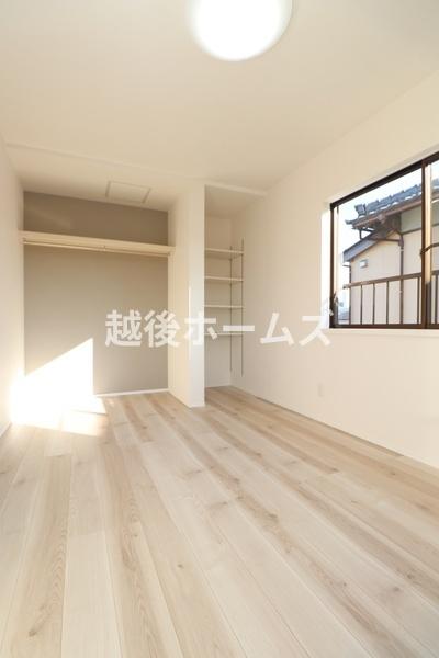 �m�� �y���Ў{�H��z�V���v���ȗm���Ȃ̂ŉƋ�Ȃǂ̃C���e���A�Ƃ��}�b�`���Ă�����ꊴ���o���₷���A�g�̉��̐��������₷���ł��ˁ�