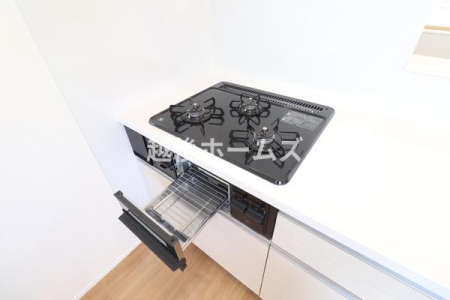 ���̑� �R���S�Ăɉ��x�Z���T�[���t���A�ЖʏĂ��O���������ڂ��Ĉ��S�ŋ@�\�I�ȃK�X�R�����ł��B