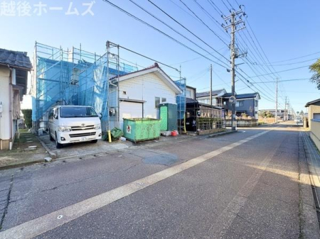 �O�ʓ��H�܂ތ��n�ʐ^ �����̓��������ʕ��E�d�l�ݔ��₨�����̑傫���̔�r�A�ߗׁE���ӊ��⒬���݂ȂǁA�����ł͂킩��Ȃ���񂪂������񂠂�܂��B���񌻒n�ɂĂ��m�F���������B