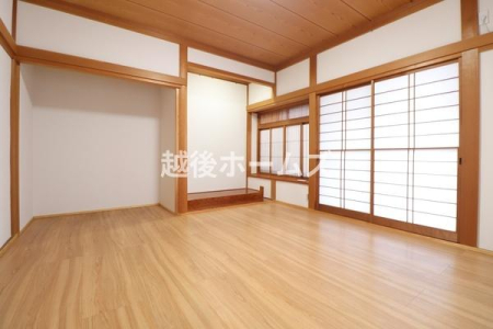 �m�� �V���v���ȗm���Ȃ̂ŉƋ�Ȃǂ̃C���e���A�Ƃ��}�b�`���Ă�����ꊴ���o���₷���A�g�̉��̐��������₷���ł��ˁ�