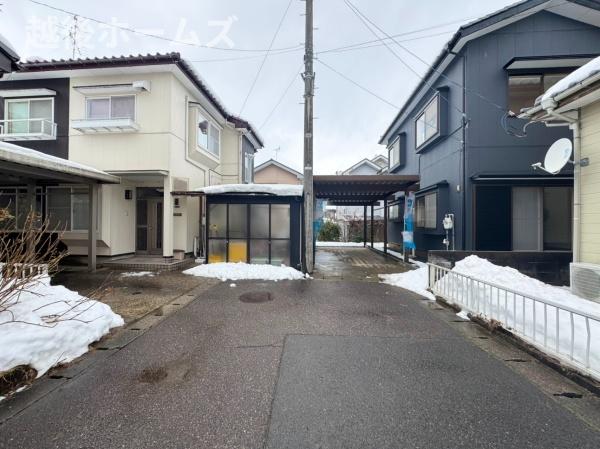 �O�ʓ��H�܂ތ��n�ʐ^ �����̓��������ʕ��E�d�l�ݔ��₨�����̑傫���̔�r�A�ߗׁE���ӊ��⒬���݂ȂǁA�����ł͂킩��Ȃ���񂪂������񂠂�܂��B���񌻒n�ɂĂ��m�F���������B