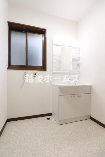 ���ʑ�E���ʏ� �y���Ў{�H��z�V�����v�[�h���b�T�[�͎��[�[���I
���̂��x�x���y�X�ł��܂��ˁB