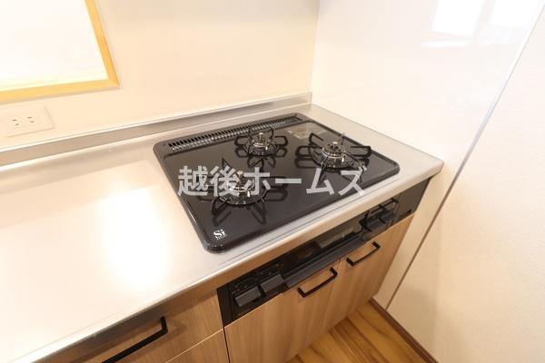 ���̑� �R���S�Ăɉ��x�Z���T�[���t���A�ЖʏĂ��O���������ڂ��Ĉ��S�ŋ@�\�I�ȃK�X�R�����ł��B