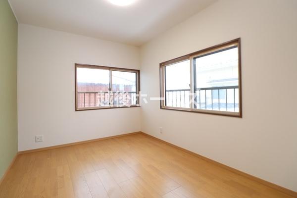 �m�� �e�m���͂Q�ʍ̌��݌v�A��������⊷�C�ɂ��z��������ԂɂȂ��Ă��܂��B