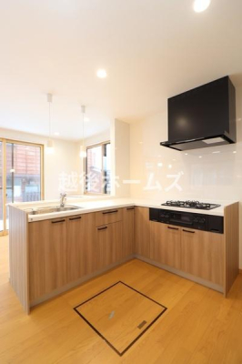 �L�b�`�� �L�b�`���͎g���₷���V�X�e���L�b�`���ł��B
�򐅊��̌^�̐������W���������Ă��܂��B