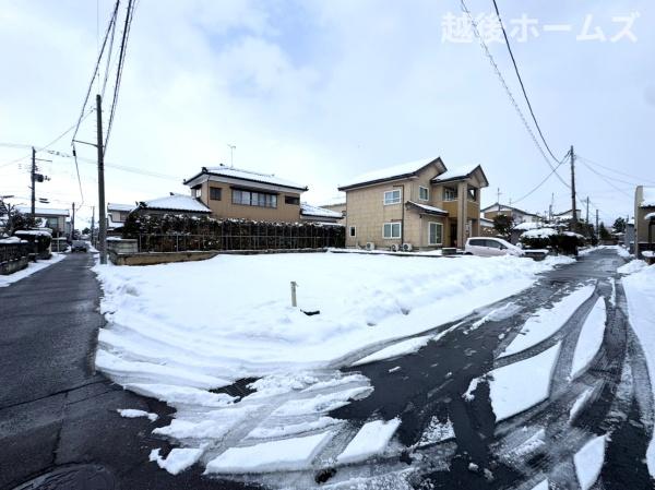 �O�ʓ��H�܂ތ��n�ʐ^ �����̓��������ʕ��E�d�l�ݔ��₨�����̑傫���̔�r�A�ߗׁE���ӊ��⒬���݂ȂǁA�����ł͂킩��Ȃ���񂪂������񂠂�܂��B���񌻒n�ɂĂ��m�F���������B