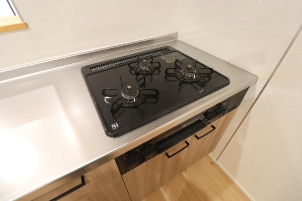 ���̑� �R���S�Ăɉ��x�Z���T�[���t���A�ЖʏĂ��O���������ڂ��Ĉ��S�ŋ@�\�I�ȃK�X�R�����ł��B