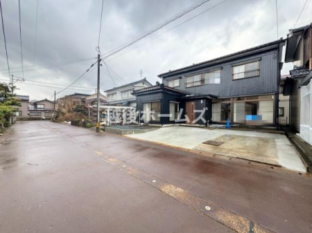 �O�ʓ��H�܂ތ��n�ʐ^ �����̓��������ʕ��E�d�l�ݔ��₨�����̑傫���̔�r�A�ߗׁE���ӊ��⒬���݂ȂǁA�����ł͂킩��Ȃ���񂪂������񂠂�܂��B���񌻒n�ɂĂ��m�F���������B