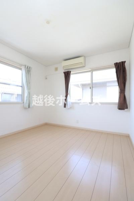 �m�� �e�m���͂Q�ʍ̌��݌v�A��������⊷�C�ɂ��z��������ԂɂȂ��Ă��܂��B