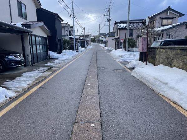 �O�ʓ��H�܂ތ��n�ʐ^ -