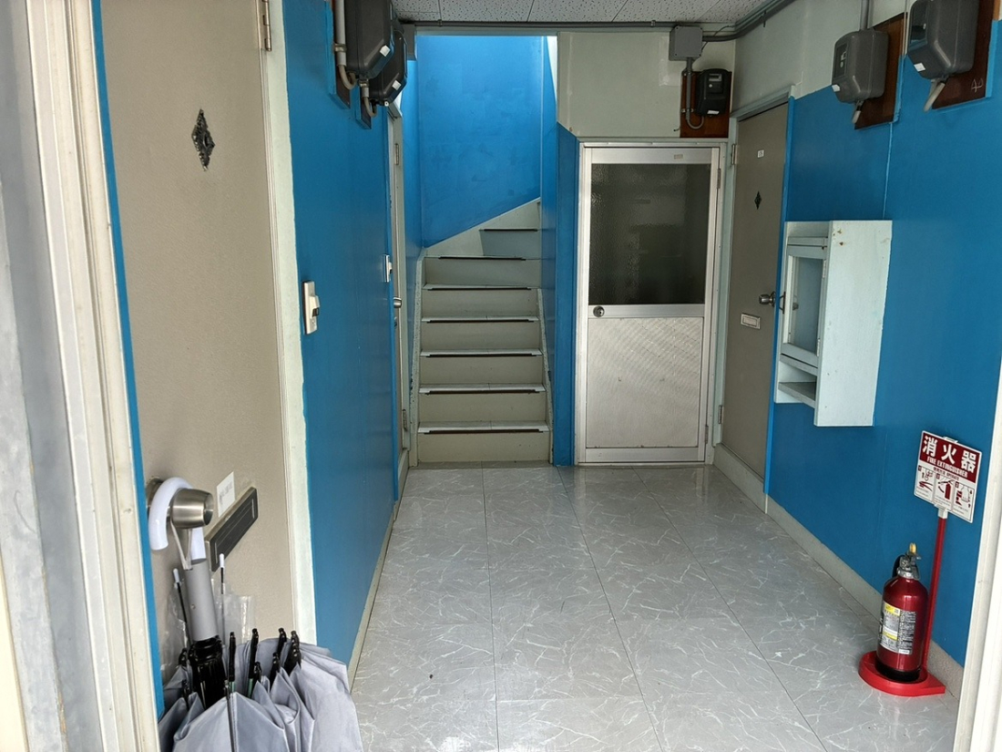 �G���g�����X -