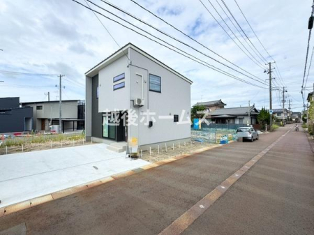 �O�ʓ��H�܂ތ��n�ʐ^ �����̓��������ʕ��E�d�l�ݔ��₨�����̑傫���̔�r�A�ߗׁE���ӊ��⒬���݂ȂǁA�����ł͂킩��Ȃ���񂪂������񂠂�܂��B���񌻒n�ɂĂ��m�F���������B