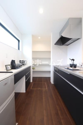 �L�b�`�� �L�b�`���͎g���₷���V�X�e���L�b�`���ł��B
�򐅊��̌^�̐������W���������Ă��܂��B