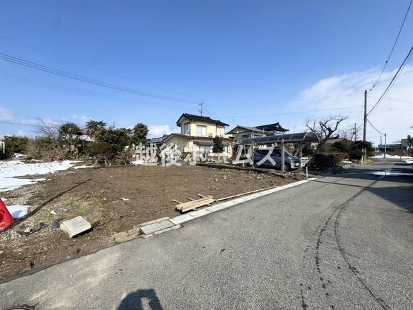 �O�ʓ��H�܂ތ��n�ʐ^ �ߗׁE���ӊ��⒬���݂ȂǁA�����ł͂킩��Ȃ���񂪂������񂠂�܂��B���񌻒n�ɂĂ��m�F���������B