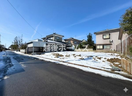 �O�ʓ��H�܂ތ��n�ʐ^ �ߗׁE���ӊ��⒬���݂ȂǁA�����ł͂킩��Ȃ���񂪂������񂠂�܂��B���񌻒n�ɂĂ��m�F���������B
