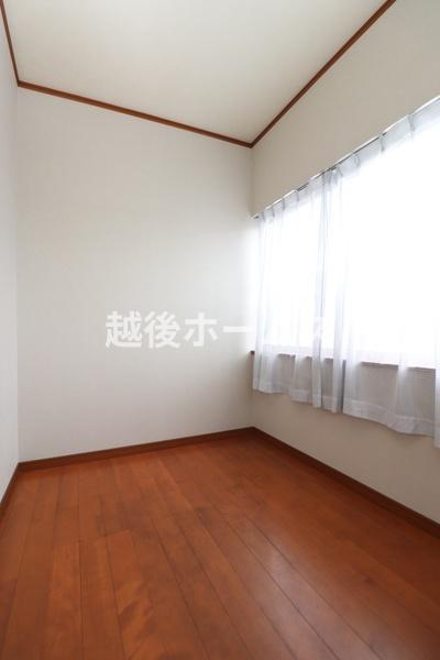 �m�� �V���v���ȗm���Ȃ̂ŉƋ�Ȃǂ̃C���e���A�Ƃ��}�b�`���Ă�����ꊴ���o���₷���A�g�̉��̐��������₷���ł��ˁ�