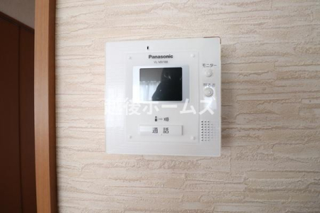 ���̑� �h�Ƒ΍�ɗD�ꂽTV���j�^�[�t���C���^�[�z���ŗ��q�҂̊m�F���ł��܂��B