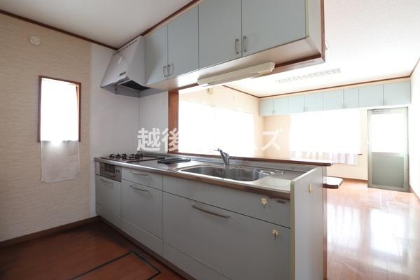 �L�b�`�� ���r���O�S�̂����n����J�E���^�[�L�b�`���􏬂������q�l�����Ă����S�ł��ˁ�