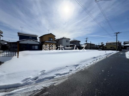 �O�ʓ��H�܂ތ��n�ʐ^ �ߗׁE���ӊ��⒬���݂ȂǁA�����ł͂킩��Ȃ���񂪂������񂠂�܂��B���񌻒n�ɂĂ��m�F���������B
