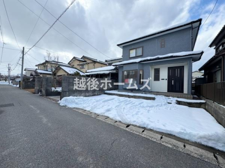 �O�ʓ��H�܂ތ��n�ʐ^ �����̓��������ʕ��E�d�l�ݔ��₨�����̑傫���̔�r�A�ߗׁE���ӊ��⒬���݂ȂǁA�����ł͂킩��Ȃ���񂪂������񂠂�܂��B���񌻒n�ɂĂ��m�F���������B