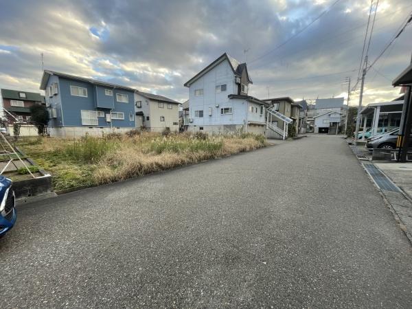 �O�ʓ��H�܂ތ��n�ʐ^ -