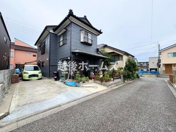 �O�ʓ��H�܂ތ��n�ʐ^ �����̓��������ʕ��E�d�l�ݔ��₨�����̑傫���̔�r�A�ߗׁE���ӊ��⒬���݂ȂǁA�����ł͂킩��Ȃ���񂪂������񂠂�܂��B���񌻒n�ɂĂ��m�F���������B