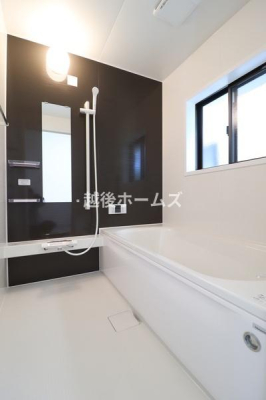 ���� �����Z�O�̎ʐ^�ɂȂ�܂���
����̔�ꂪ�������L�X�Ƃ������j�b�g�o�X�ł��I