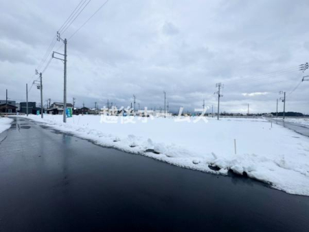 �O�ʓ��H�܂ތ��n�ʐ^ �����̓��������ʕ��E�d�l�ݔ��₨�����̑傫���̔�r�A�ߗׁE���ӊ��⒬���݂ȂǁA�����ł͂킩��Ȃ���񂪂������񂠂�܂��B���񌻒n�ɂĂ��m�F���������B